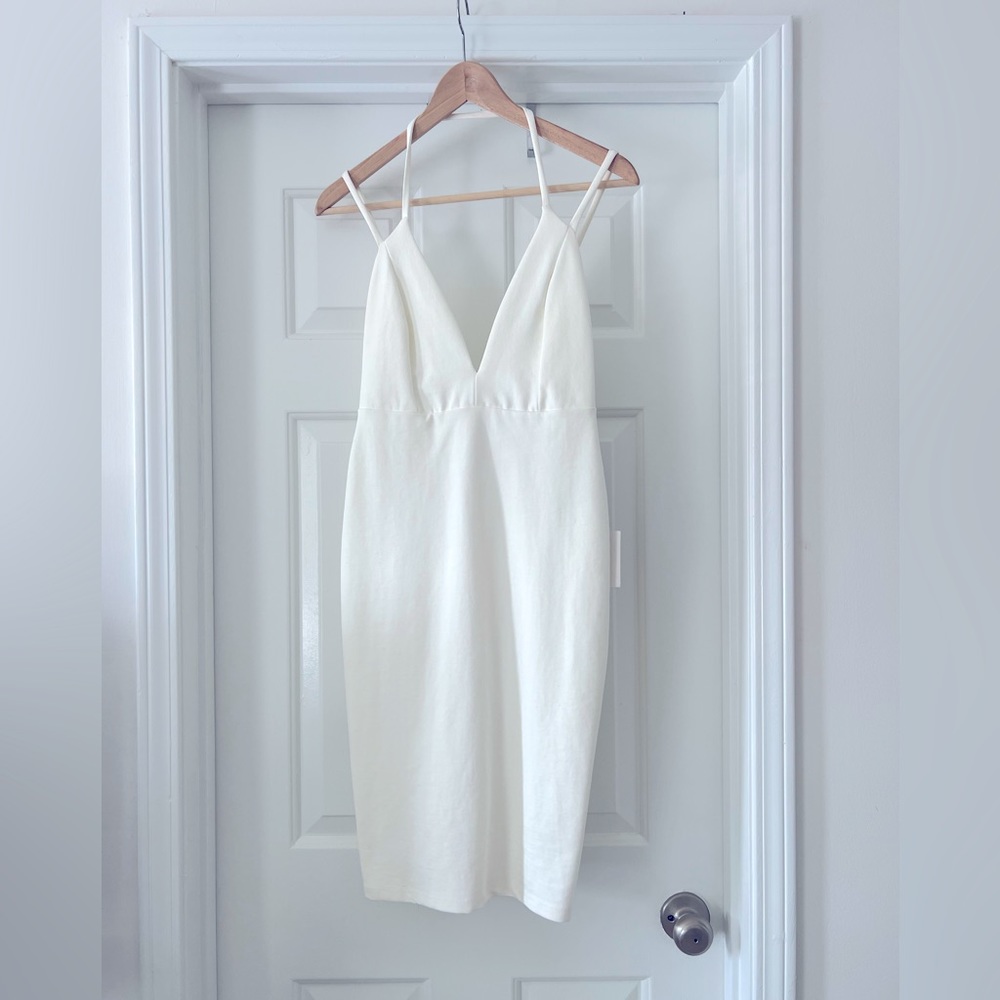 Lulu’s white party dress
